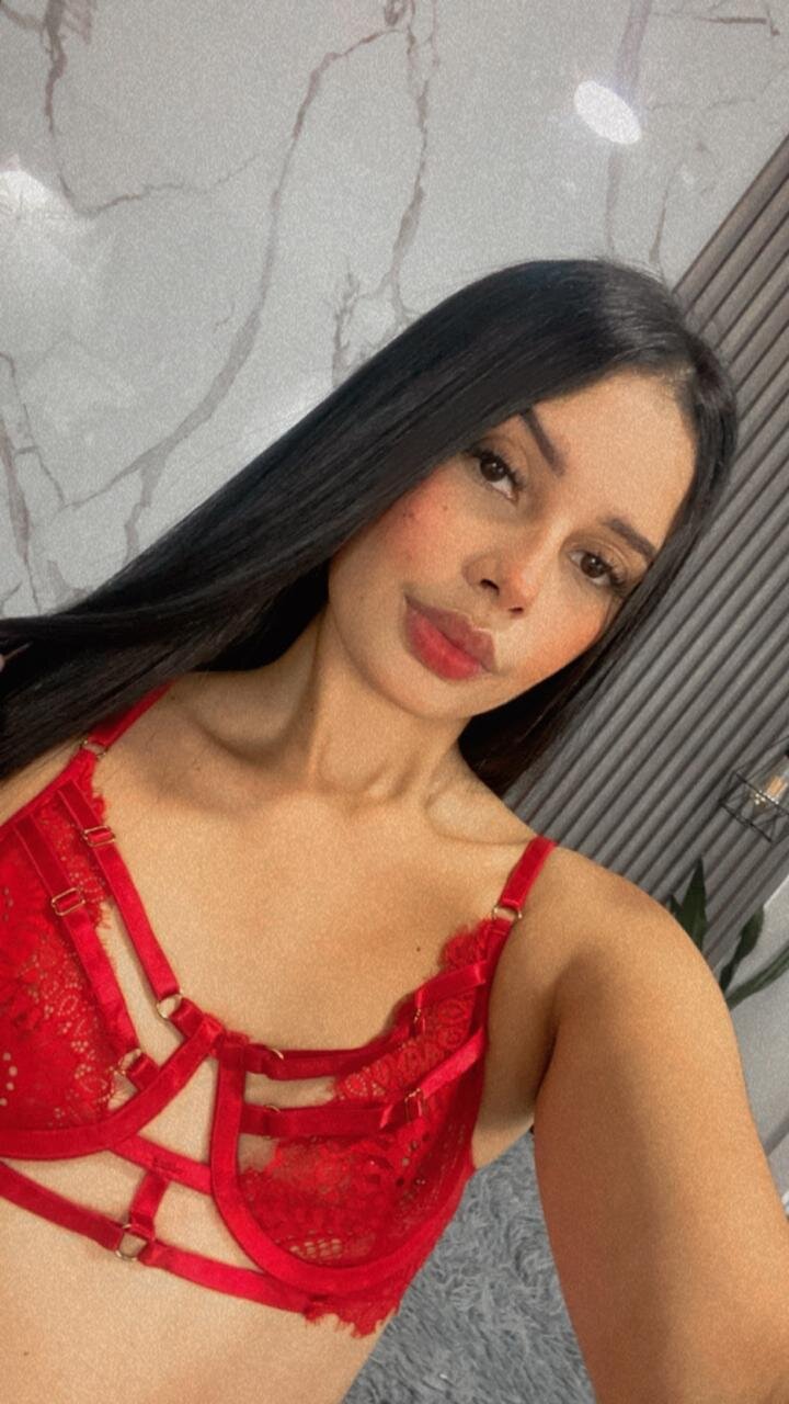 XXX Porn Photo of Nude Emma_lust420 4