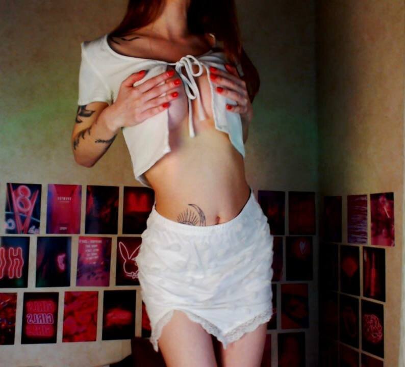 XXX Porn Photo of Nude TrissMerigold9 60