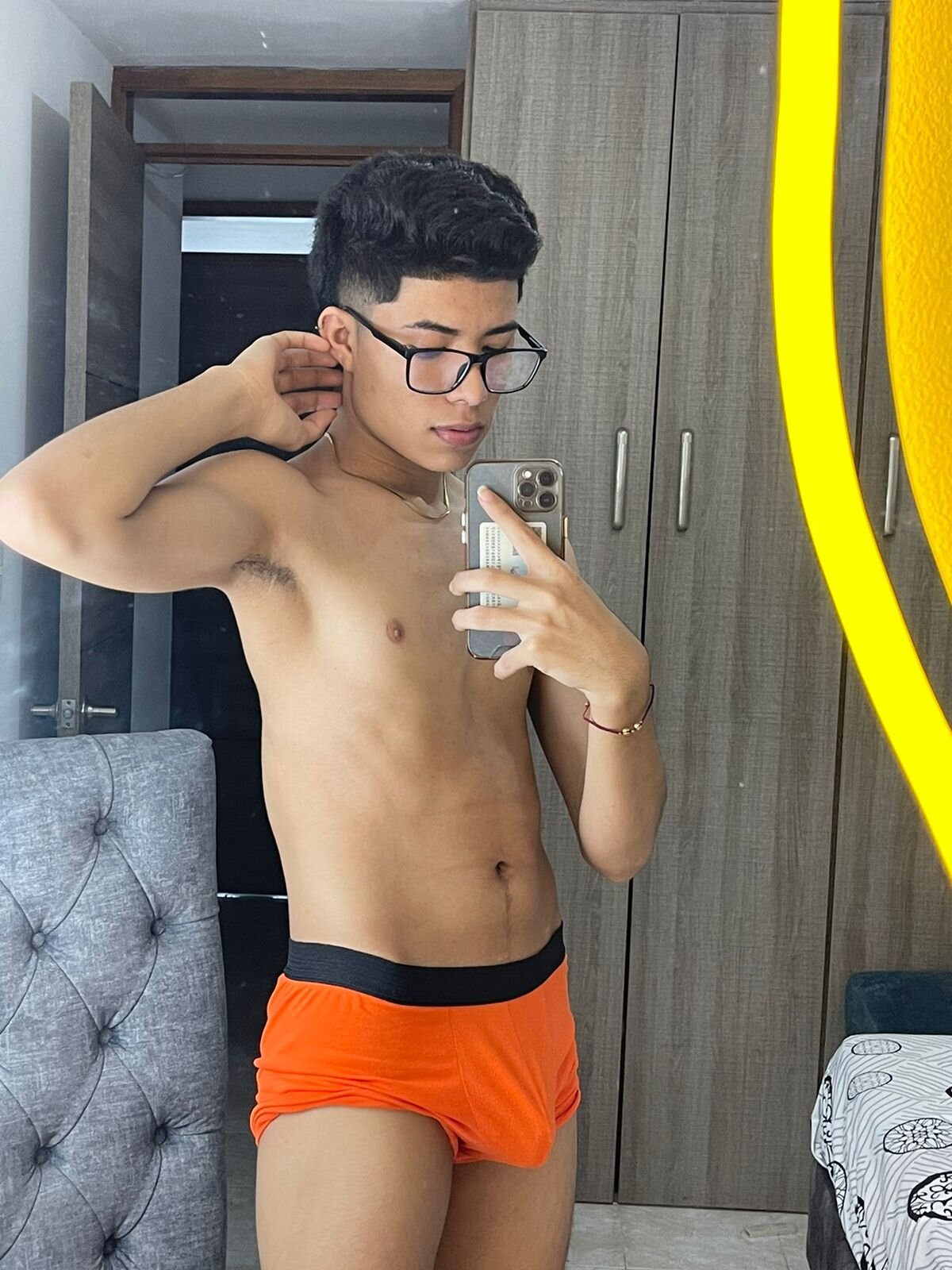 XXX Porn Photo of Nude Mark_Lam05 3