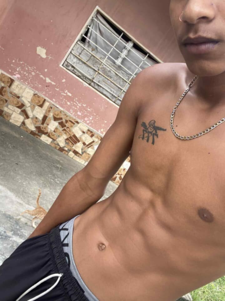 XXX Porn Photo of Nude dan30_cm 5