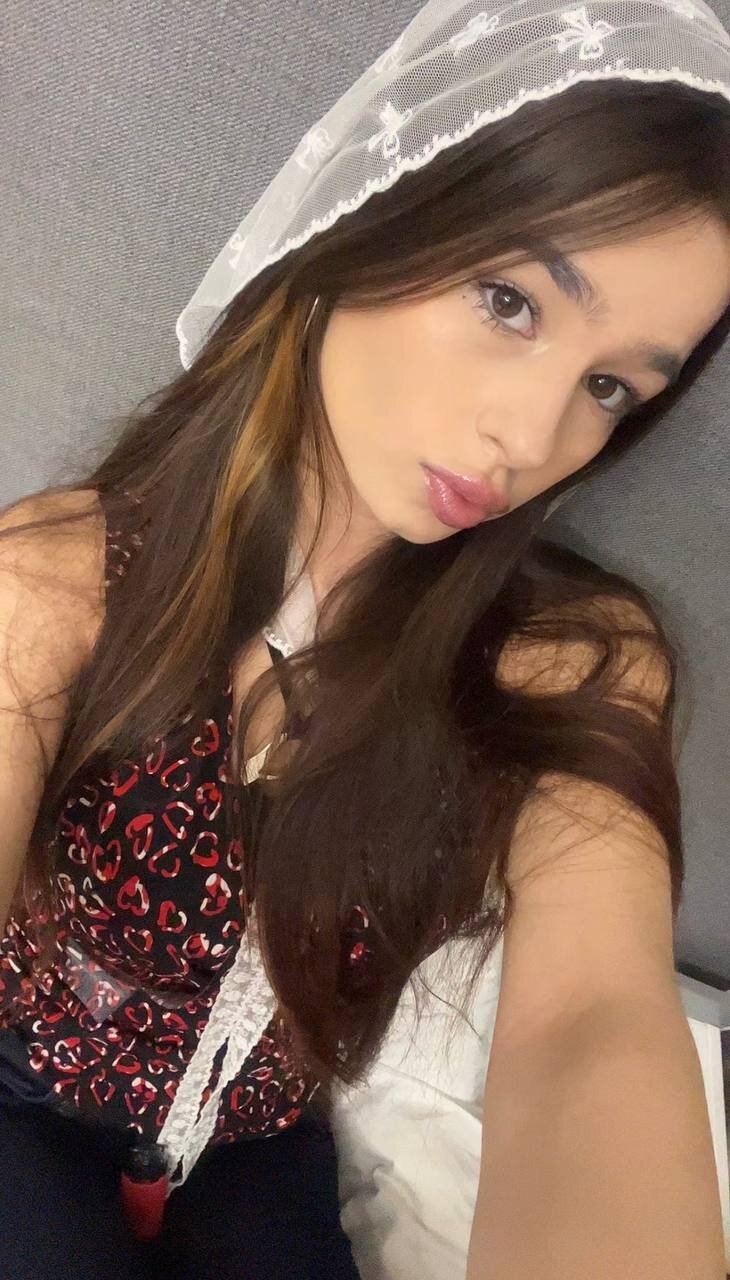 XXX Porn Photo of Nude EagerSavvy 5