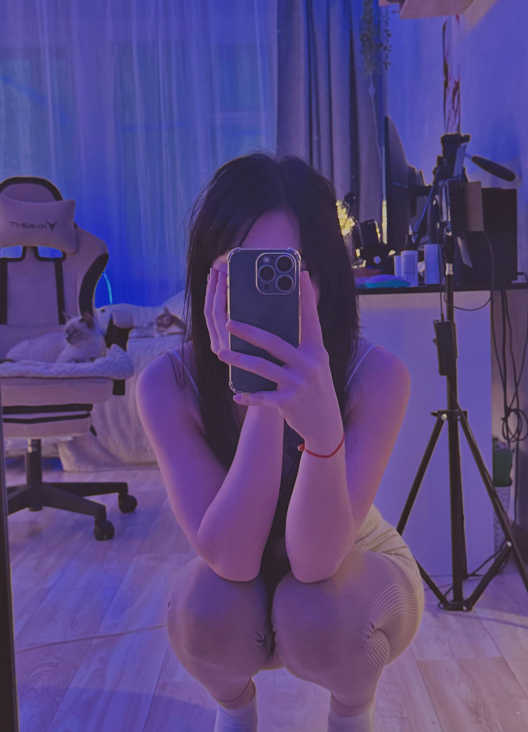 XXX Porn Photo of Nude DramaQueennn_ 10