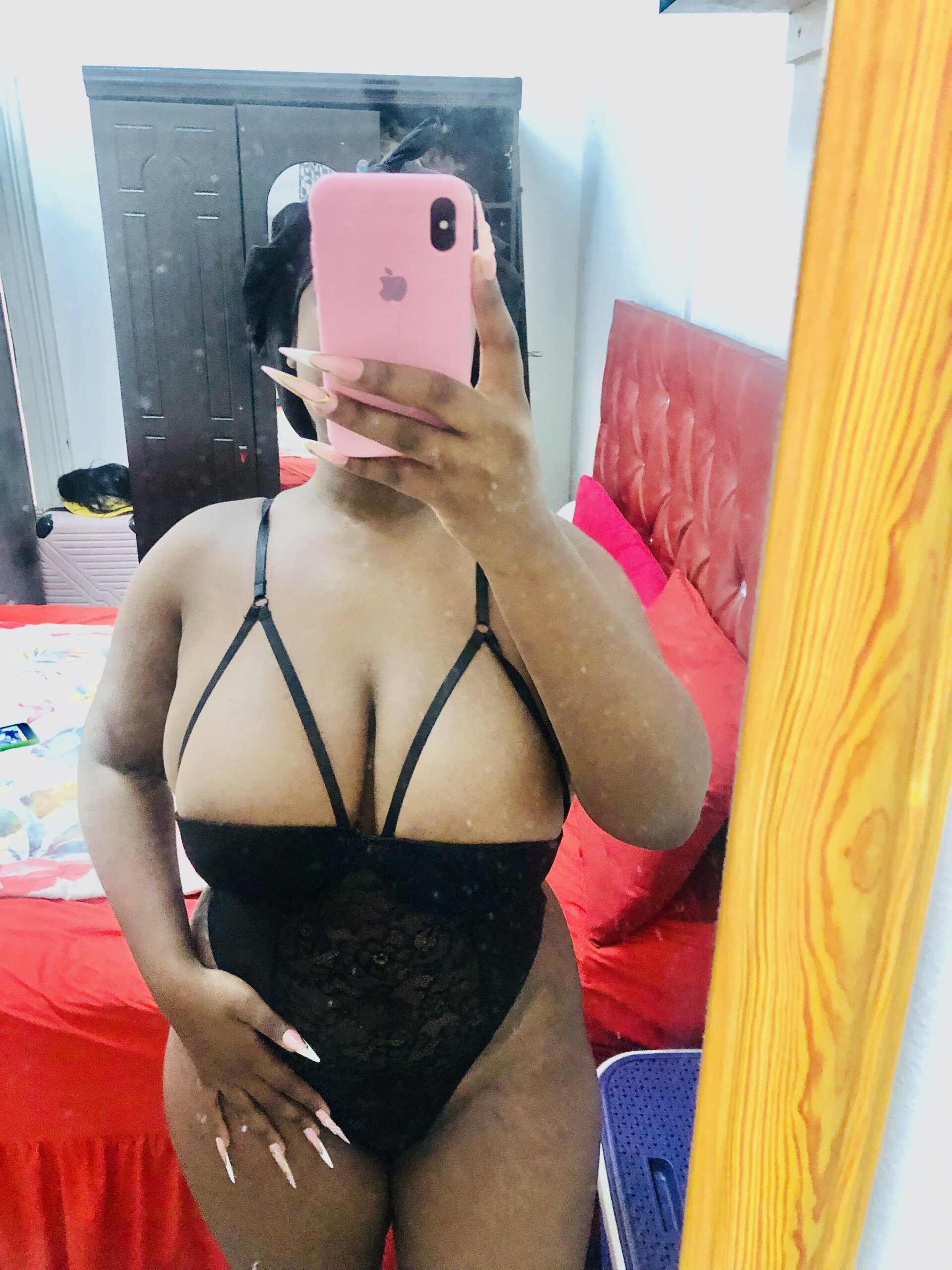 XXX Porn Photo of Nude sexyTAsanda 1