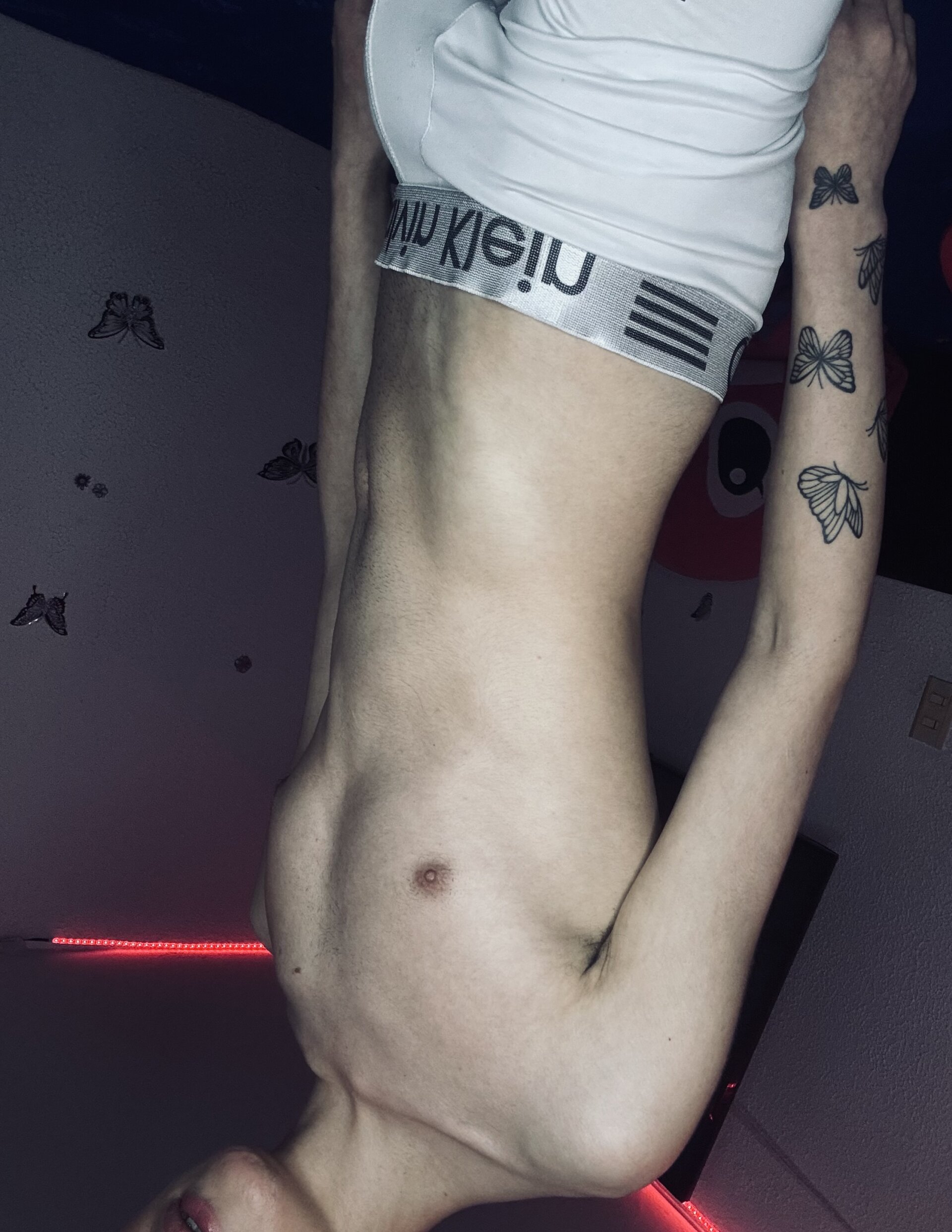 XXX Porn Photo of Nude andrew_ixz 5