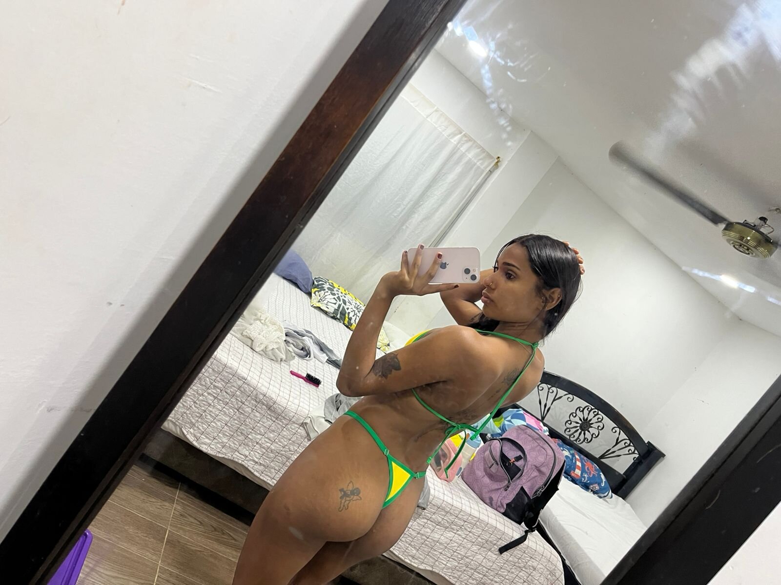 XXX Porn Photo of Nude melanyasm 1