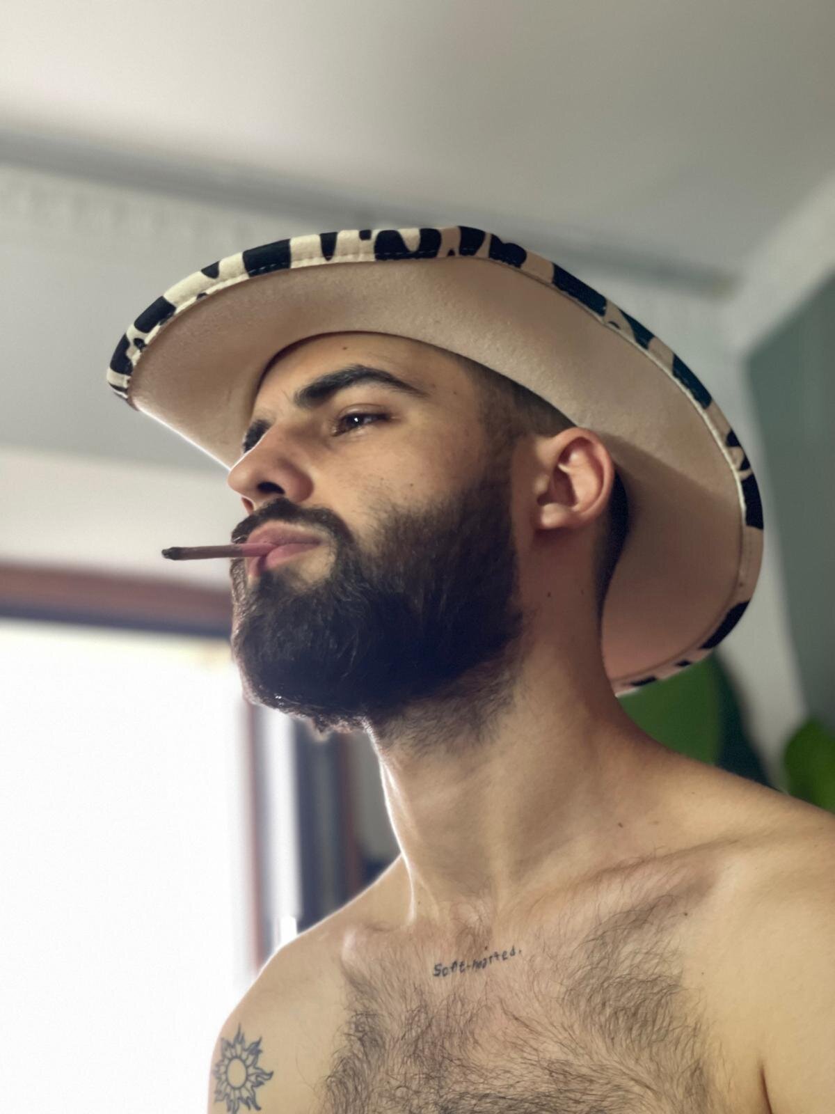 XXX Porn Photo of Nude HairyRobxxx 3