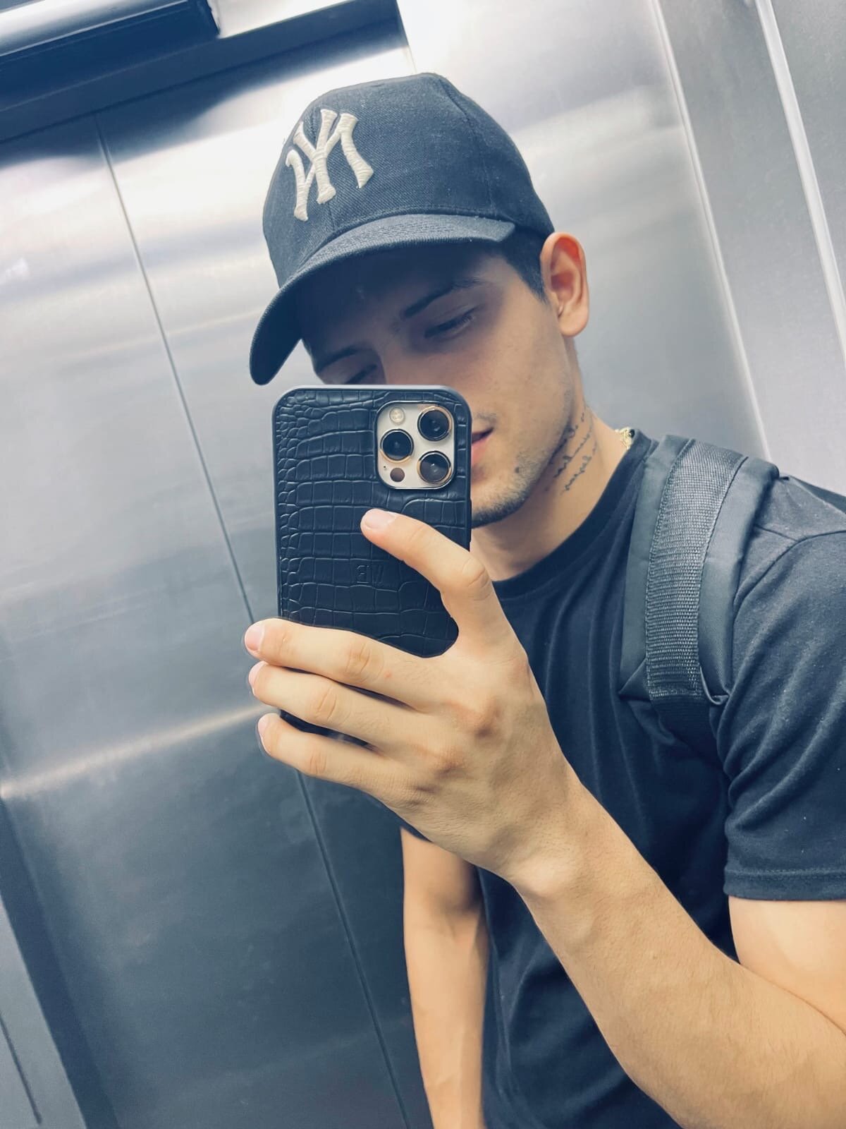 XXX Porn Photo of Nude Matheoo_ 1