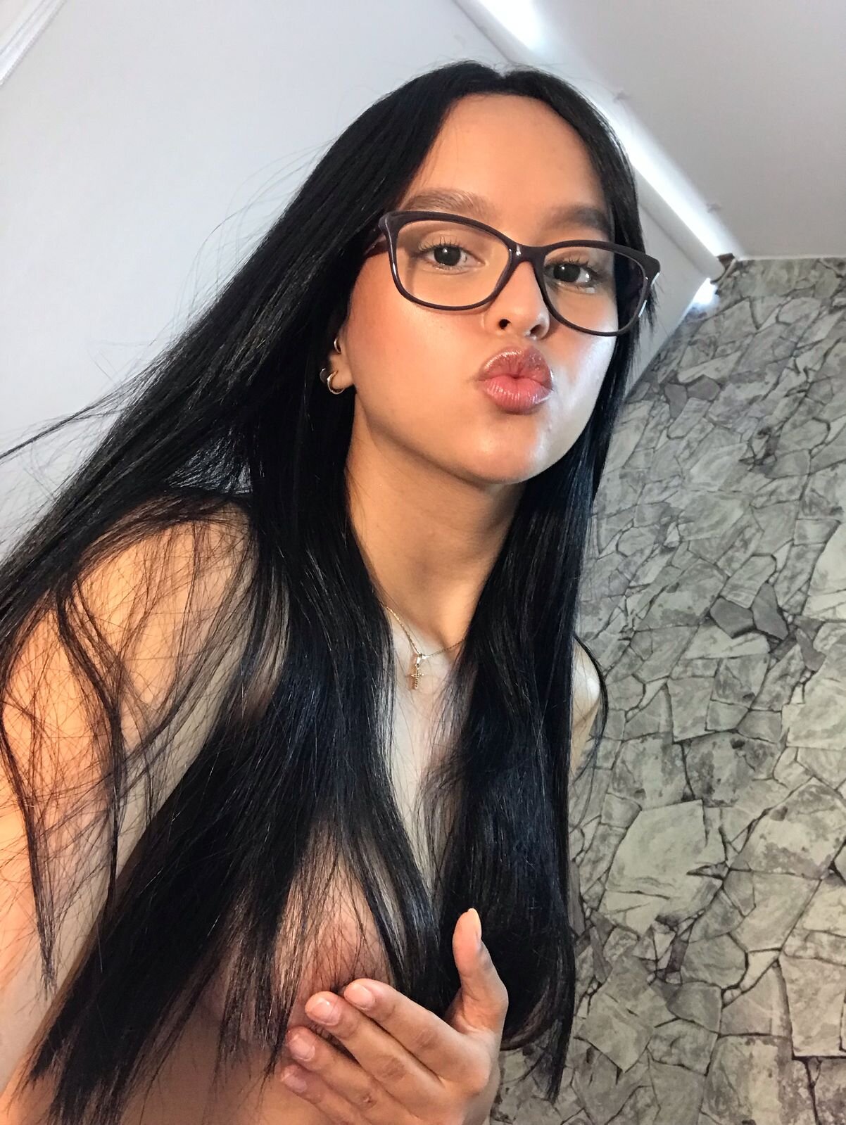XXX Porn Photo of Nude Emilybateee 14
