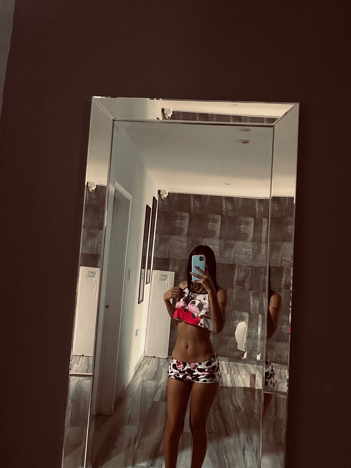 XXX Porn Photo of Nude Onlyy_girlss 3