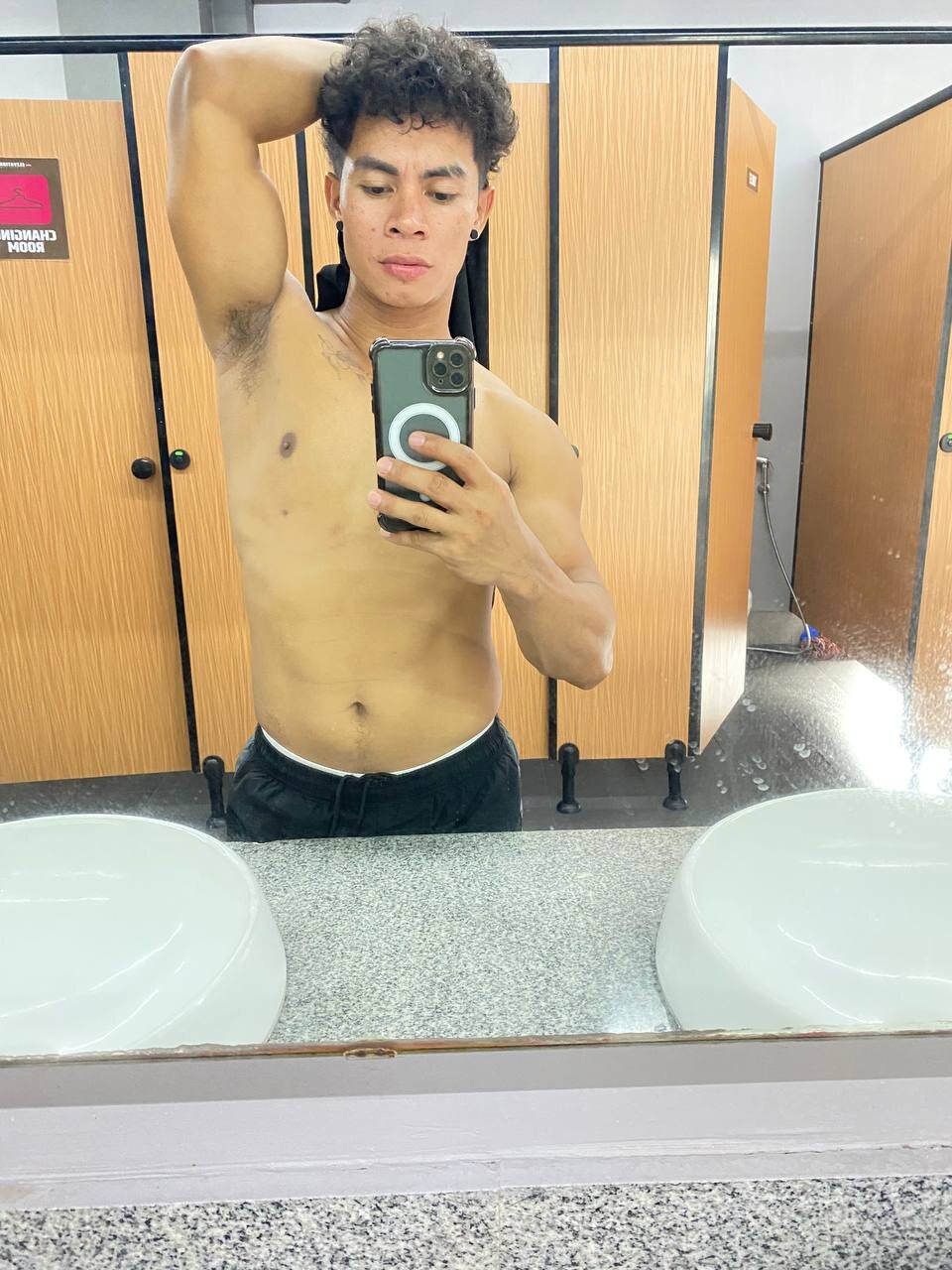 XXX Porn Photo of Nude MorenoJake 1