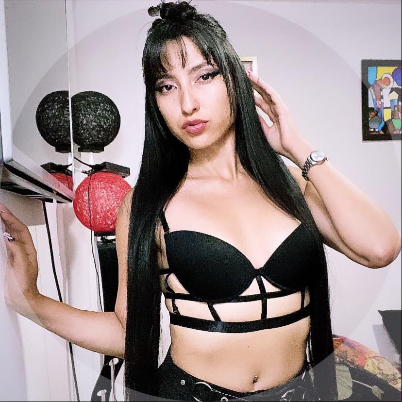 XXX Porn Photo of Nude a_miss 5