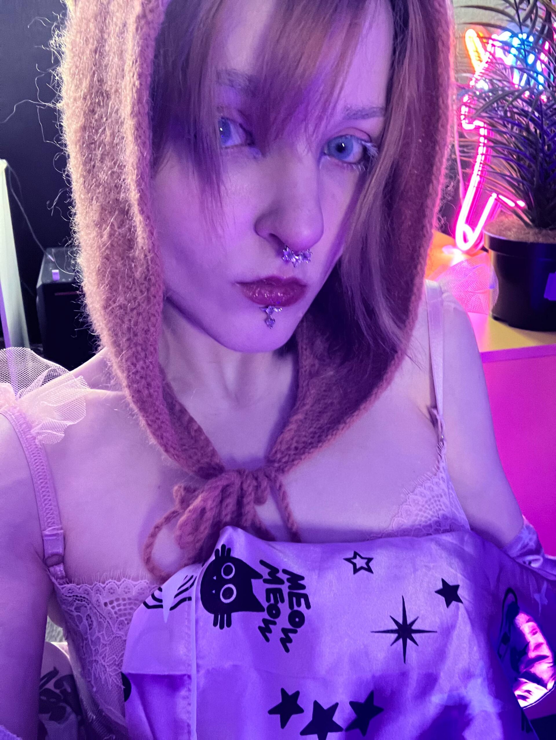 XXX Porn Photo of Nude uwu_Foxy_uwu 9