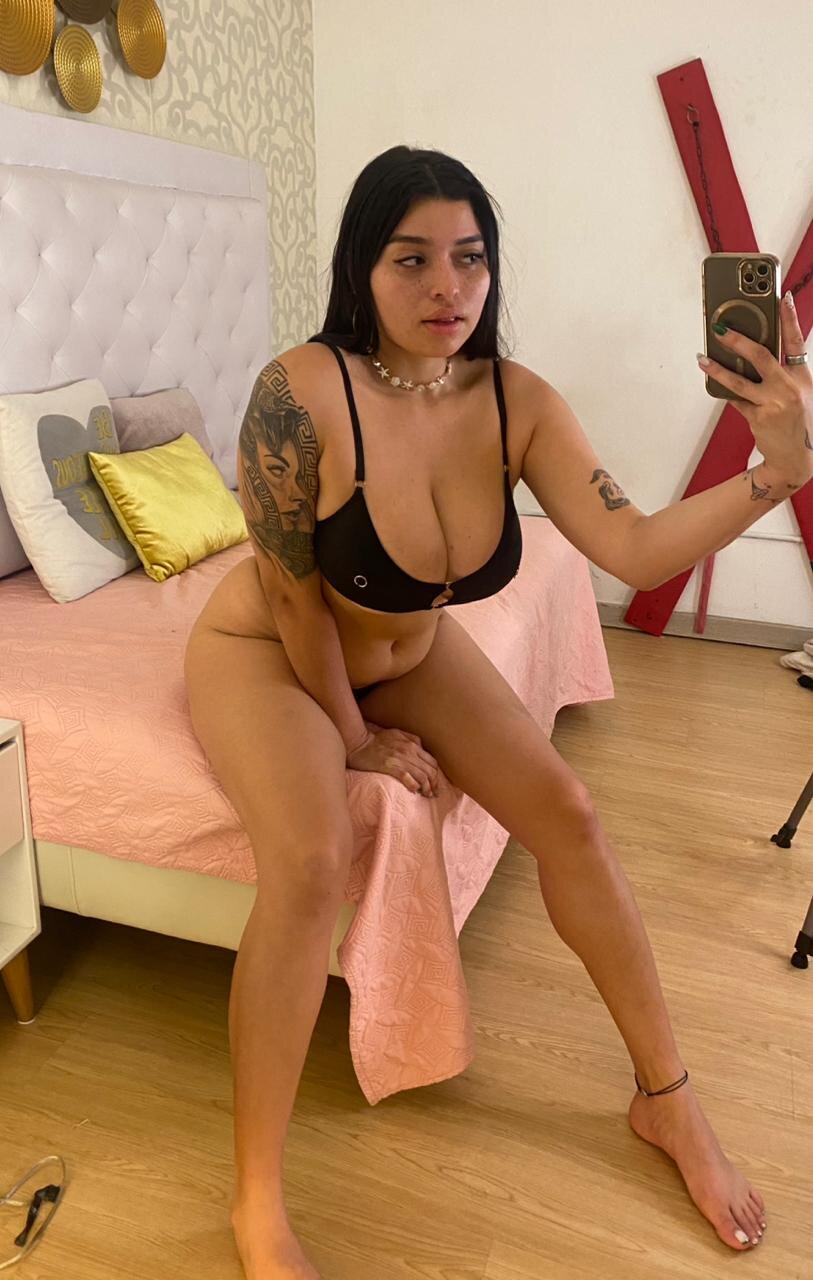 XXX Porn Photo of Nude penelope__11 25