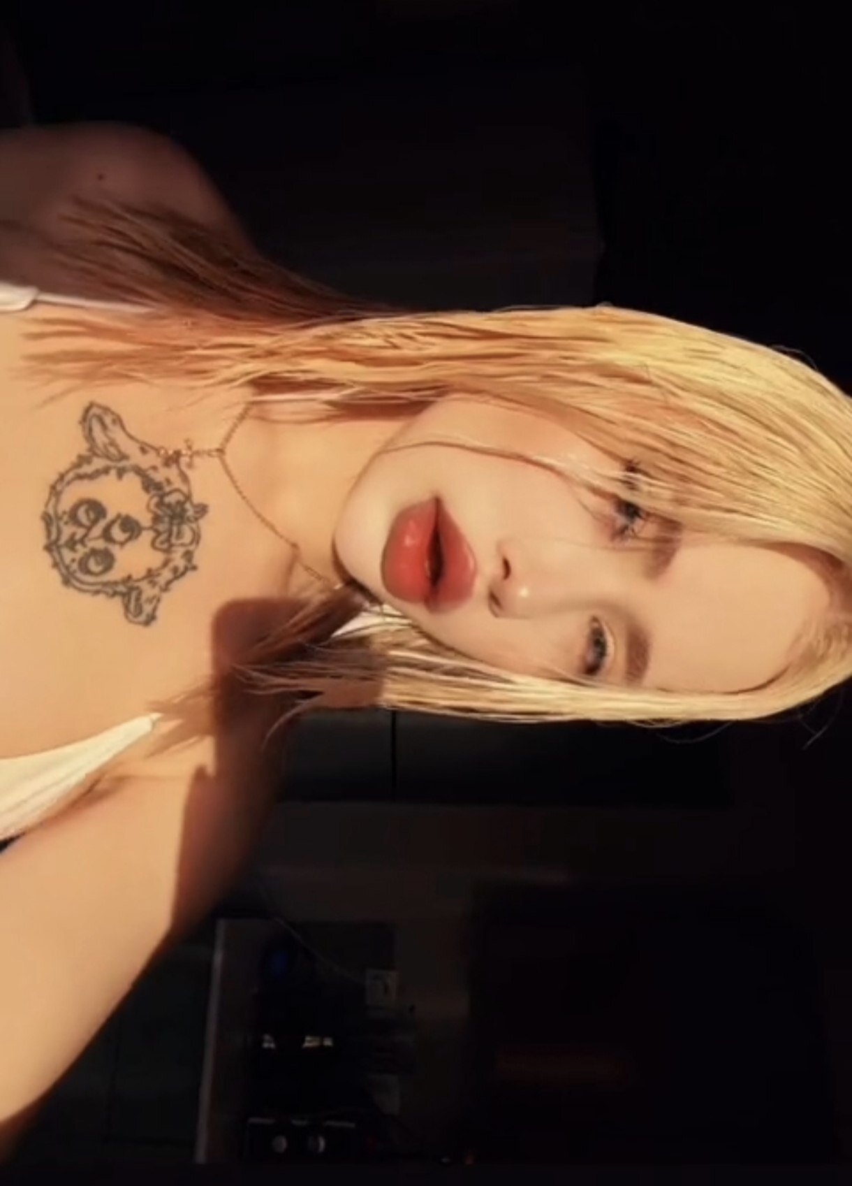 XXX Porn Photo of Nude AmilySky 2