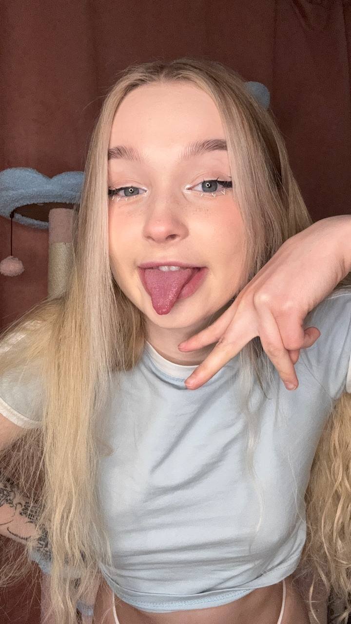 XXX Porn Photo of Nude -teenytiny- 75