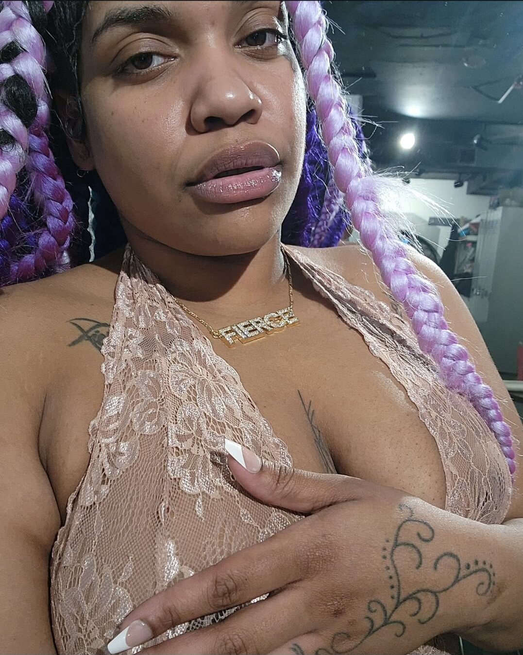 XXX Porn Photo of Nude LadyyDeyy 3