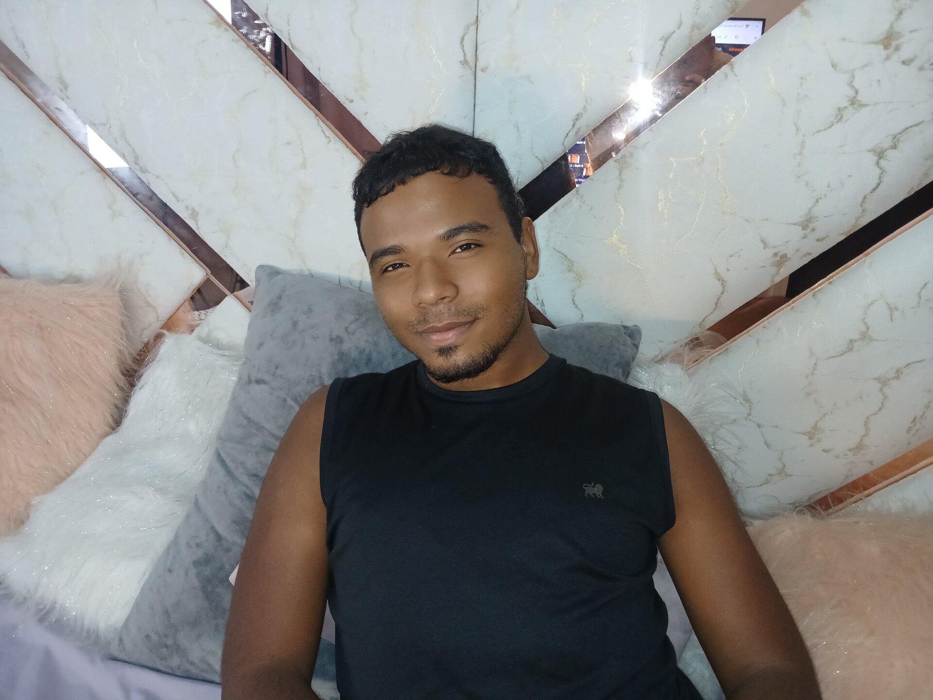 XXX Porn Photo of Nude Anthony_Milleer 20