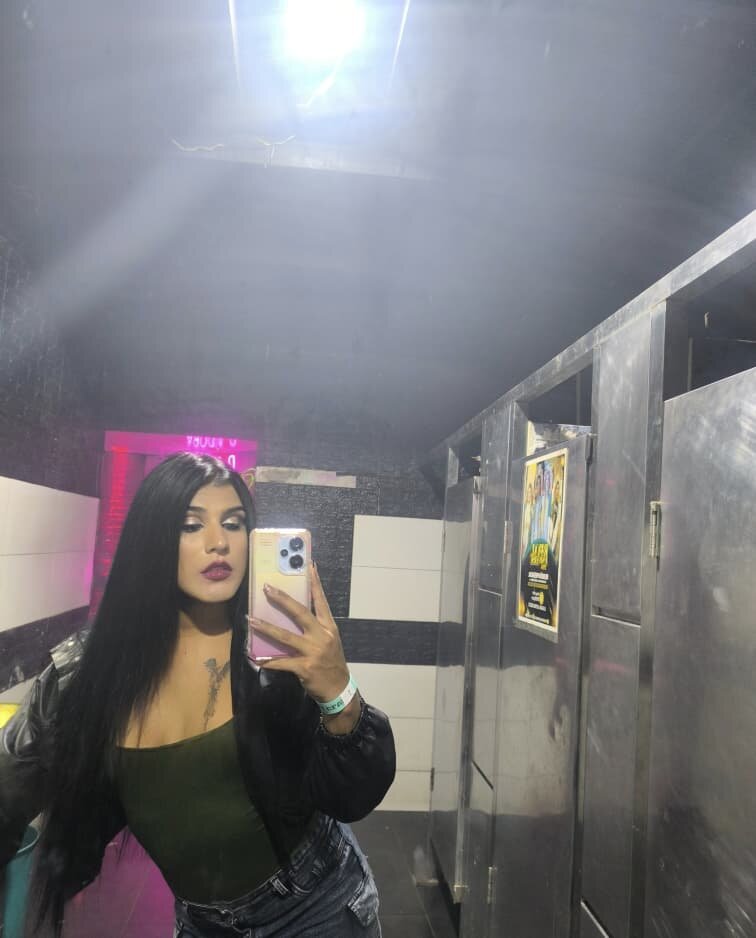 XXX Porn Photo of Nude dayanahornydirty 9
