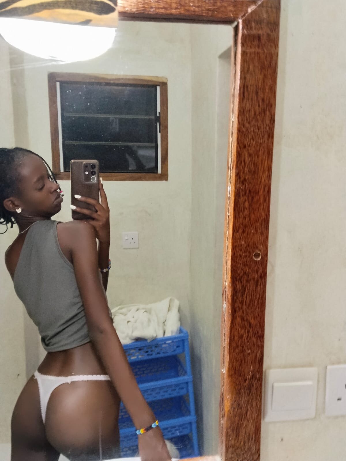 XXX Porn Photo of Nude Skinoren 4