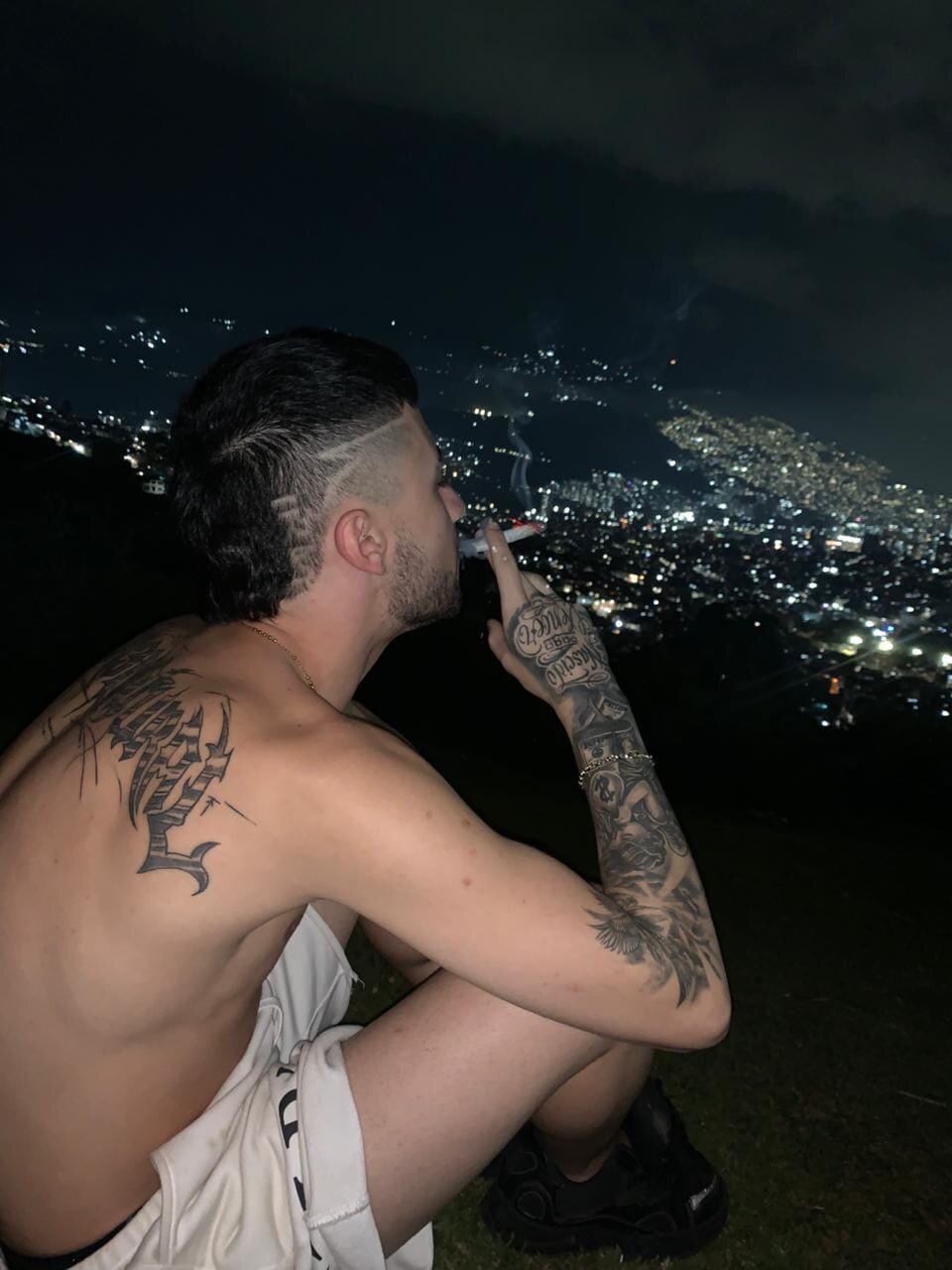XXX Porn Photo of Nude Jey_dirty_777 3