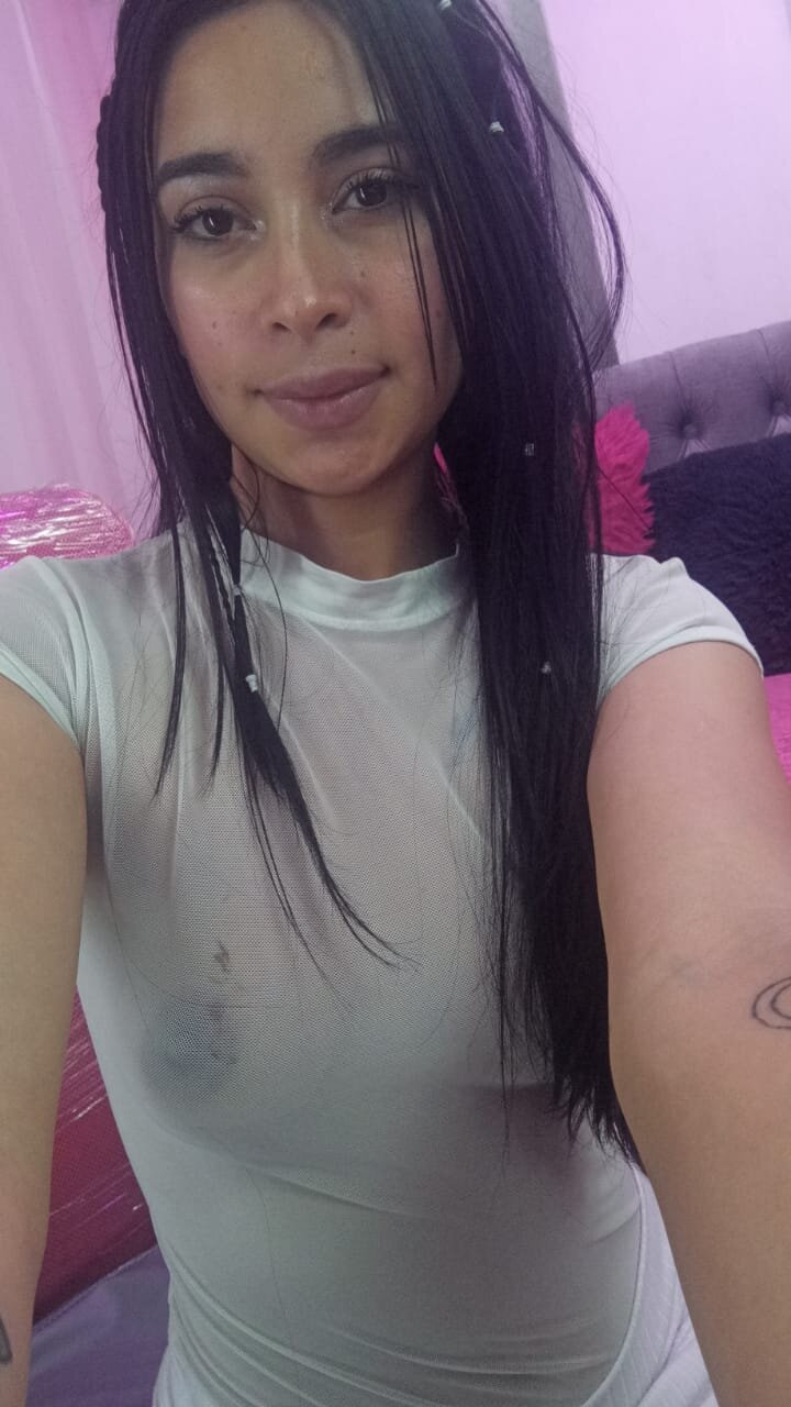 XXX Porn Photo of Nude ZoeySmith_ 3