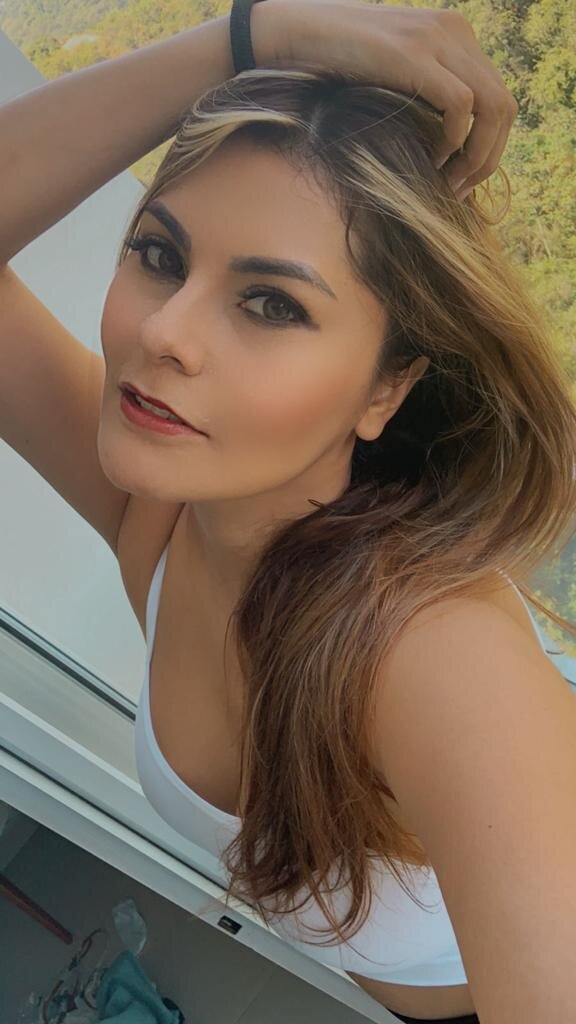 XXX Porn Photo of Nude lau__me 13