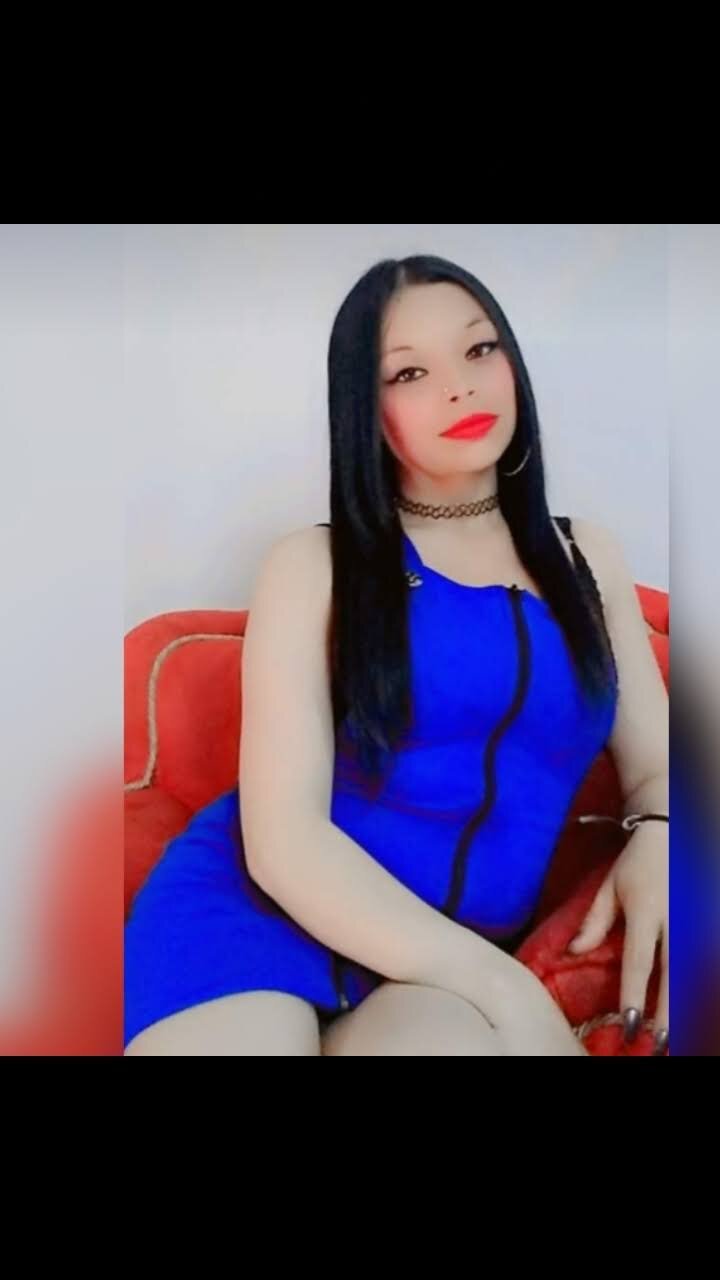 XXX Porn Photo of Nude montthbluee 26