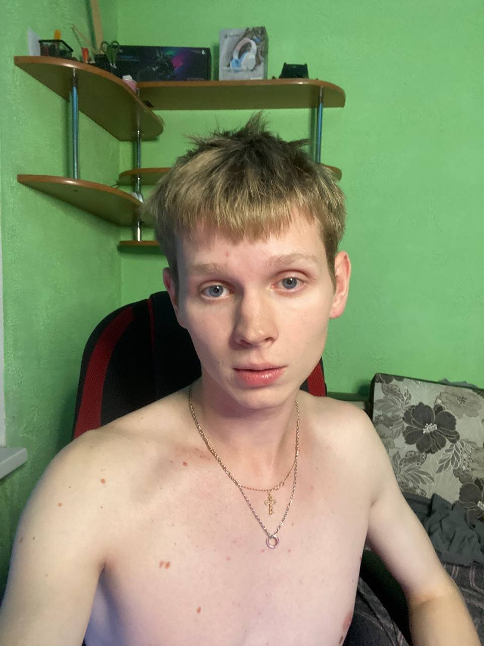 XXX Porn Photo of Nude fameboyboo 2
