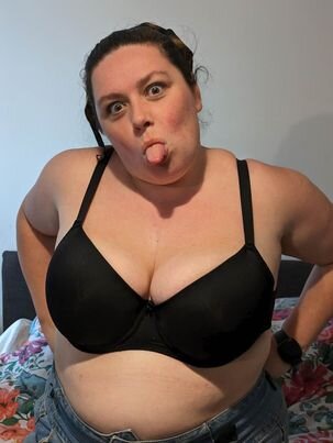 XXX Porn Photo of Nude TheCurvyCorner 10