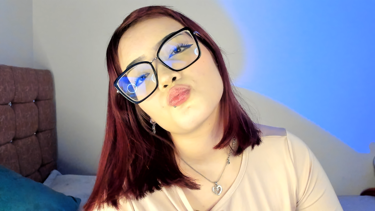 XXX Porn Photo of Nude LizzieGrantt 3