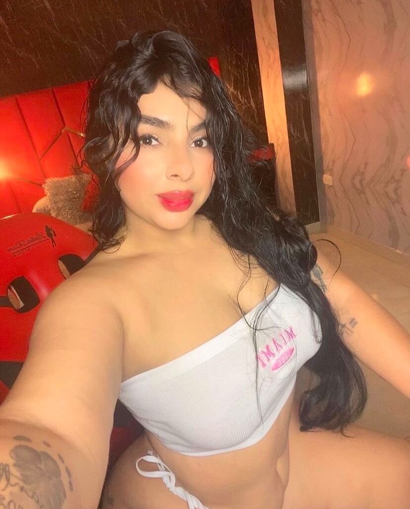 XXX Porn Photo of Nude HannaaScott 33