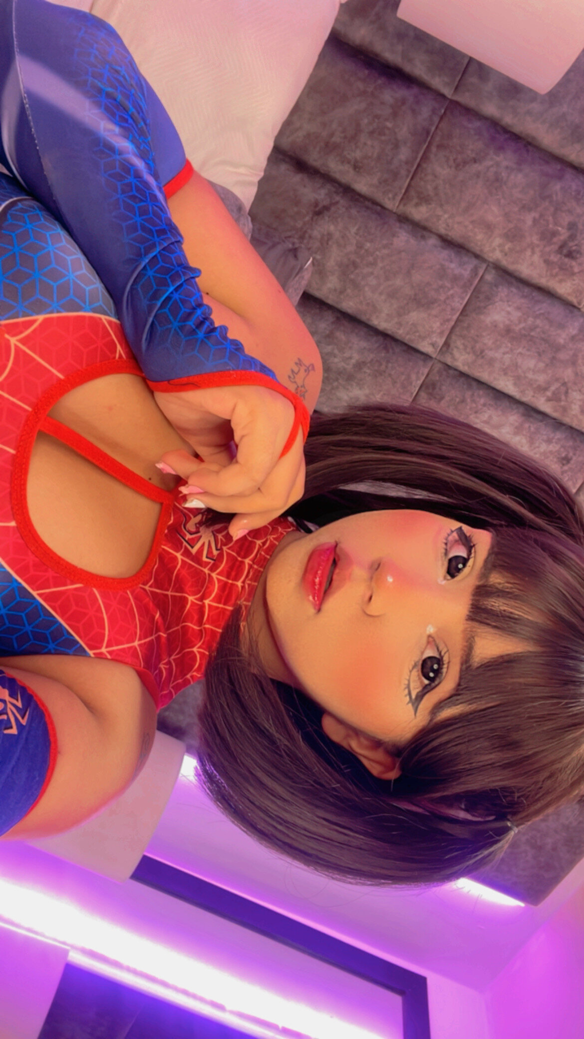 XXX Porn Photo of Nude Petit-Rosse 70
