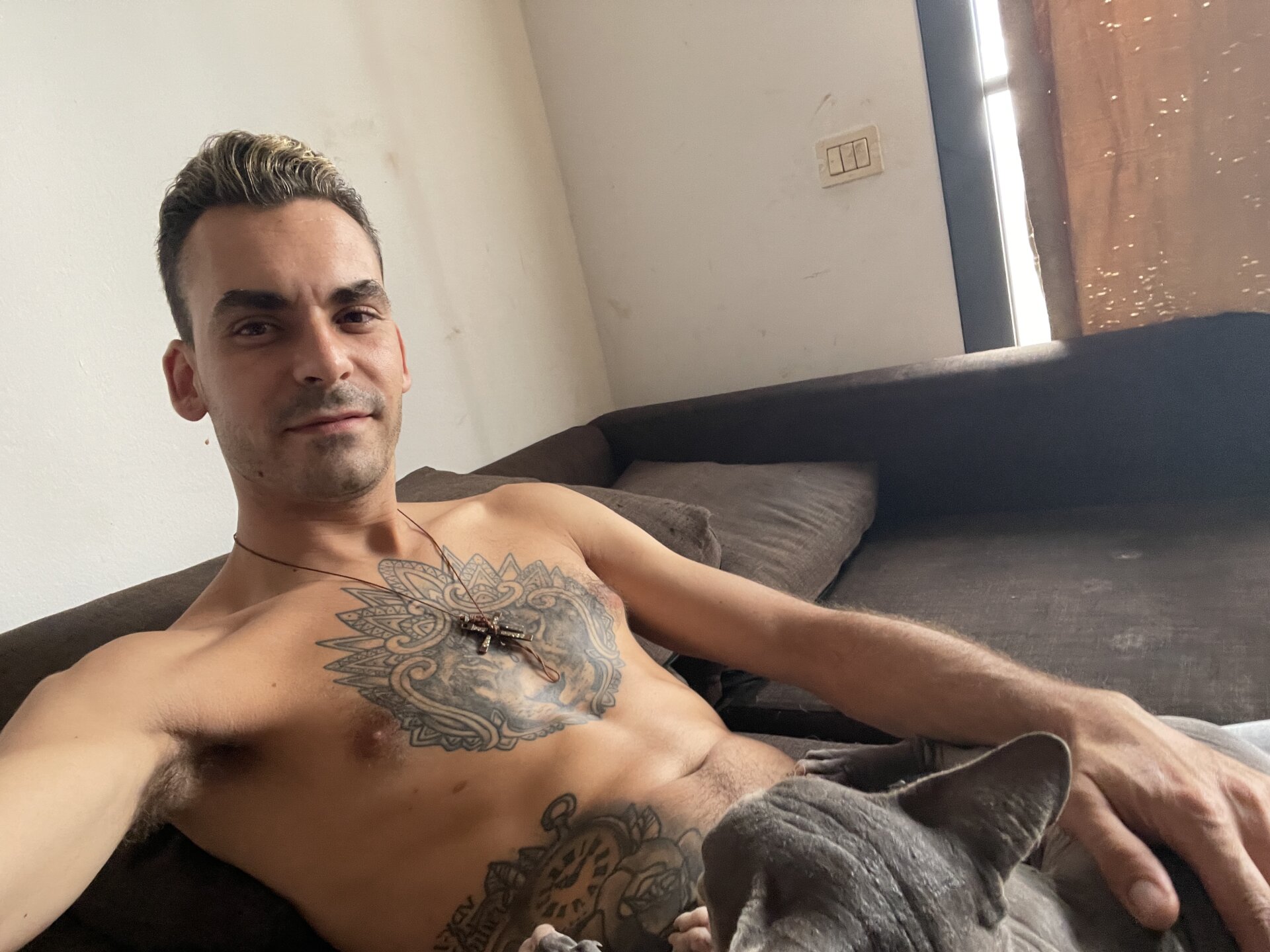 XXX Porn Photo of Nude lionsavaje 1