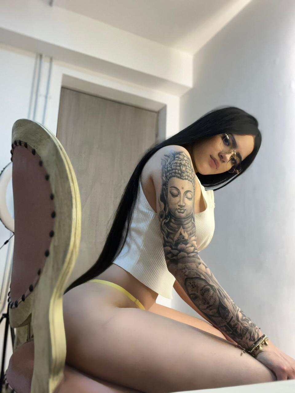 XXX Porn Photo of Nude alicia_bond 11