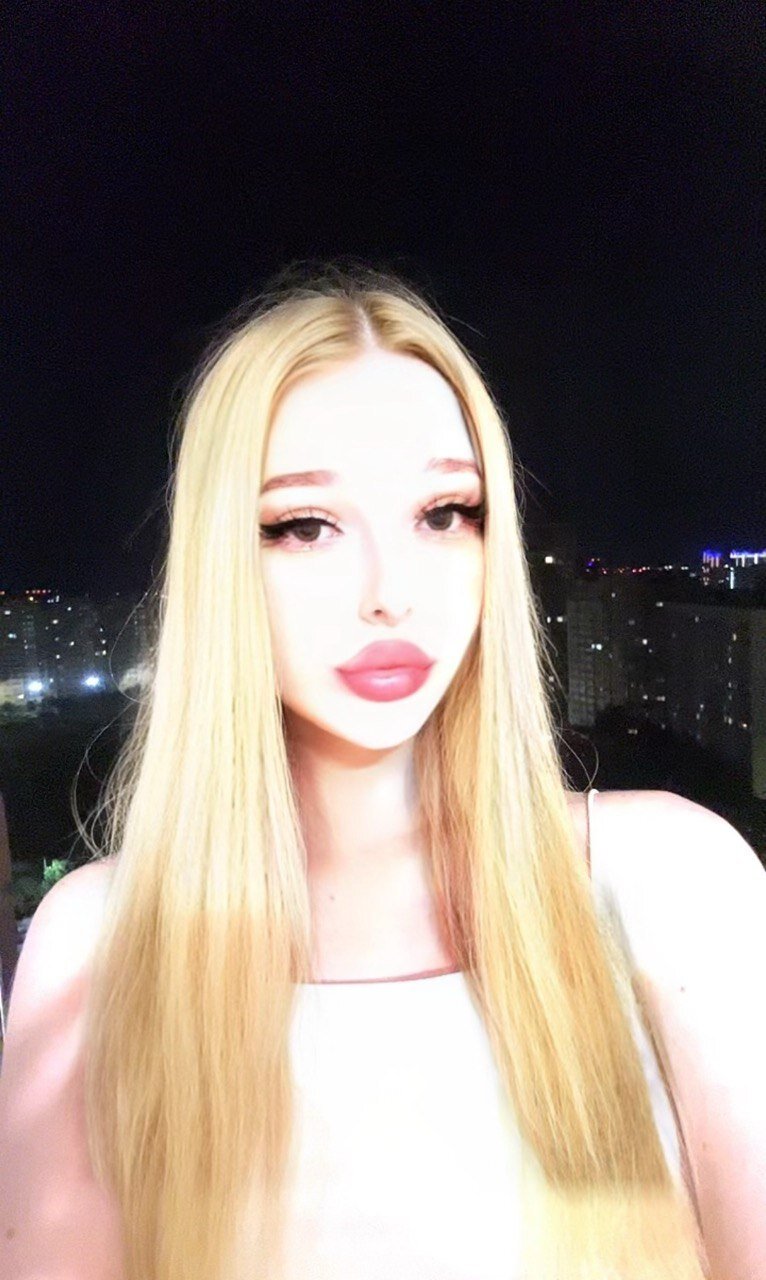 XXX Porn Photo of Nude MollyDollz 2