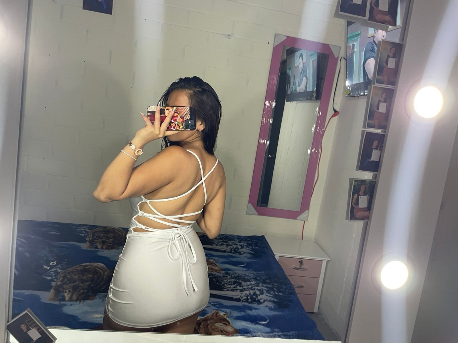 XXX Porn Photo of Nude vanesaa_mejia 6