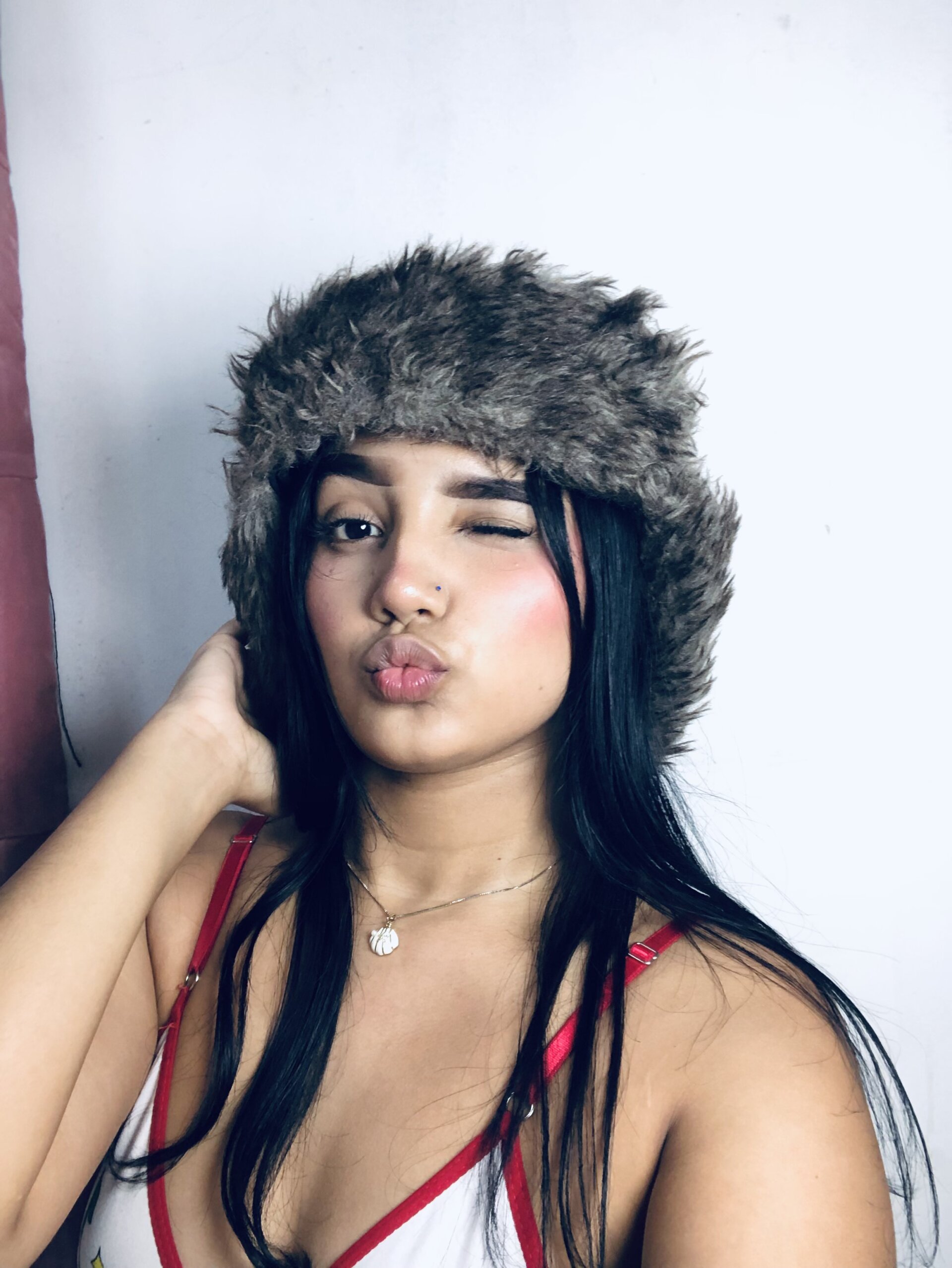 XXX Porn Photo of Nude Dakota_x18 5