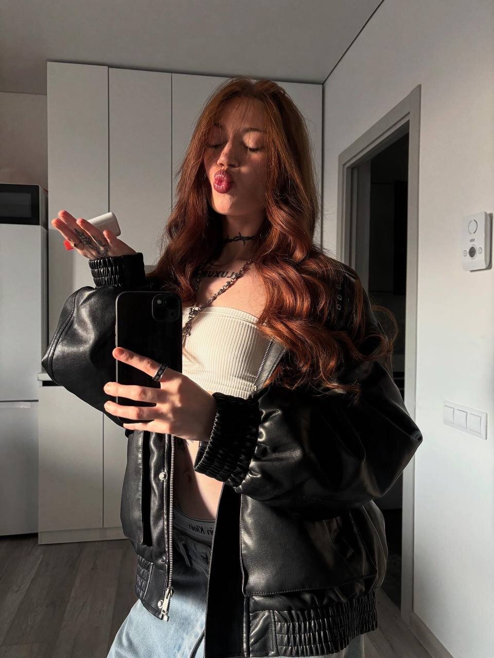 XXX Porn Photo of Nude Alice_1n_Wonderland_ 4
