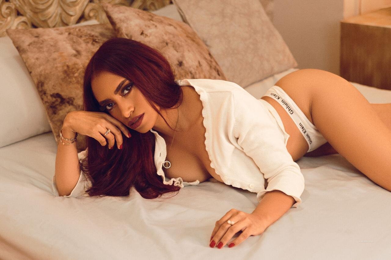 XXX Porn Photo of Nude kendallsweet7 7