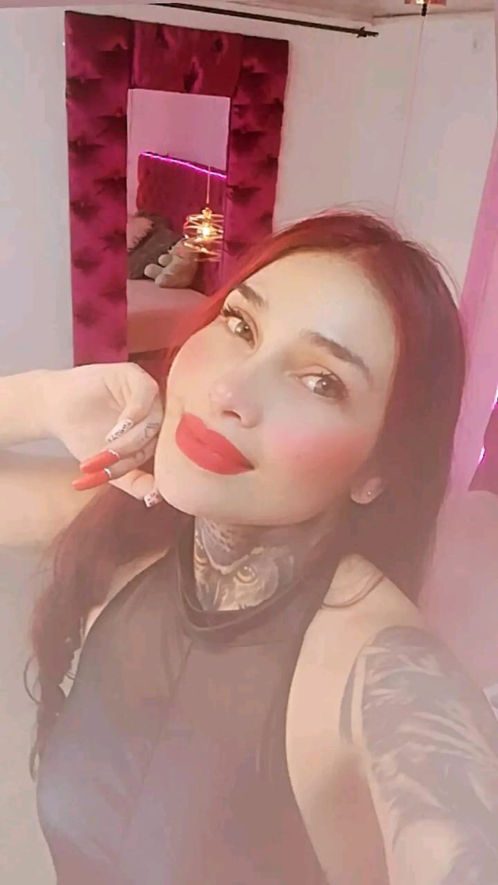 XXX Porn Photo of Nude angeline_vagner 2