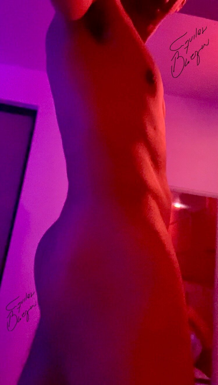 XXX Porn Photo of Nude AquilesBaezaCerda 23