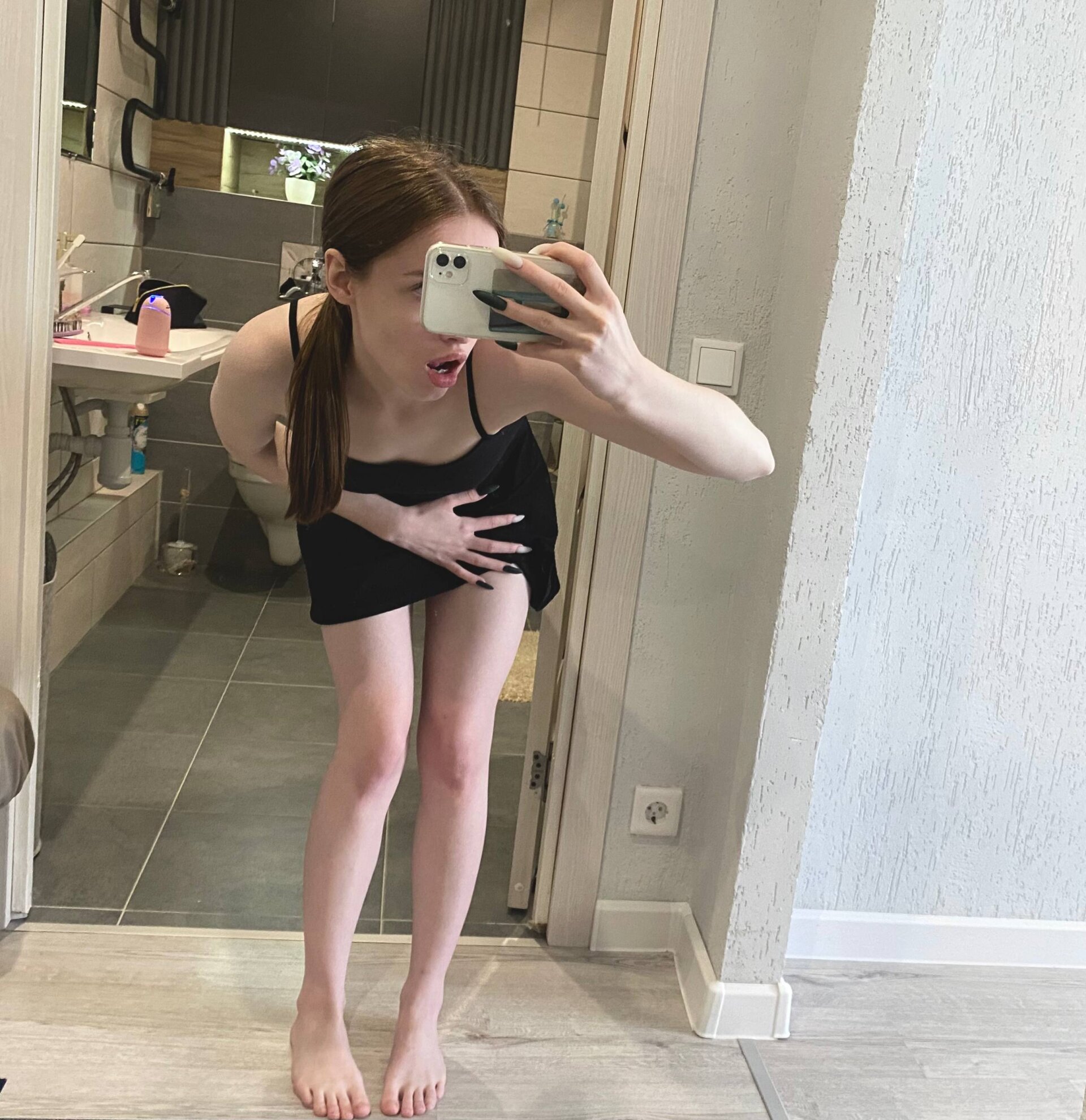 XXX Porn Photo of Nude AvelineSage 28