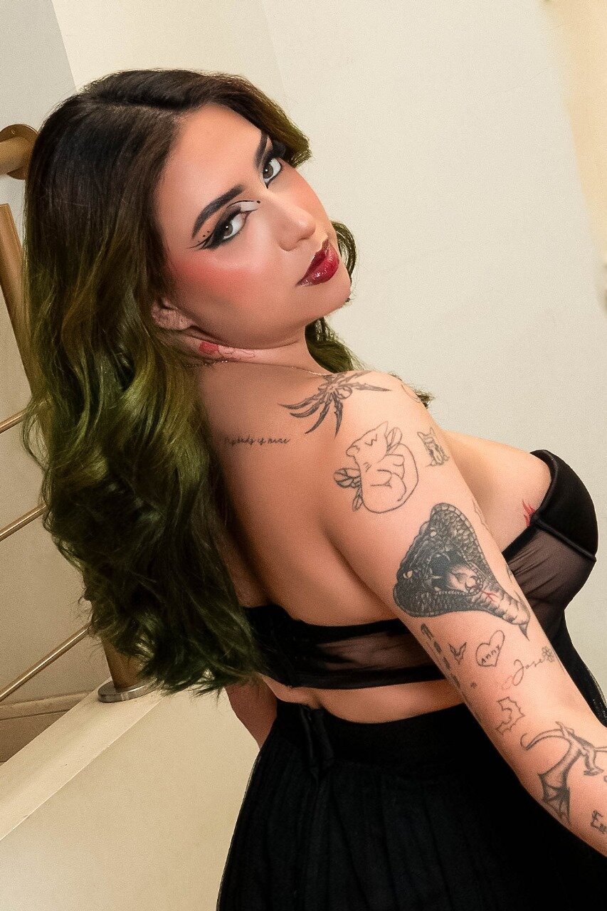 XXX Porn Photo of Nude VeloraVyxen_ 10