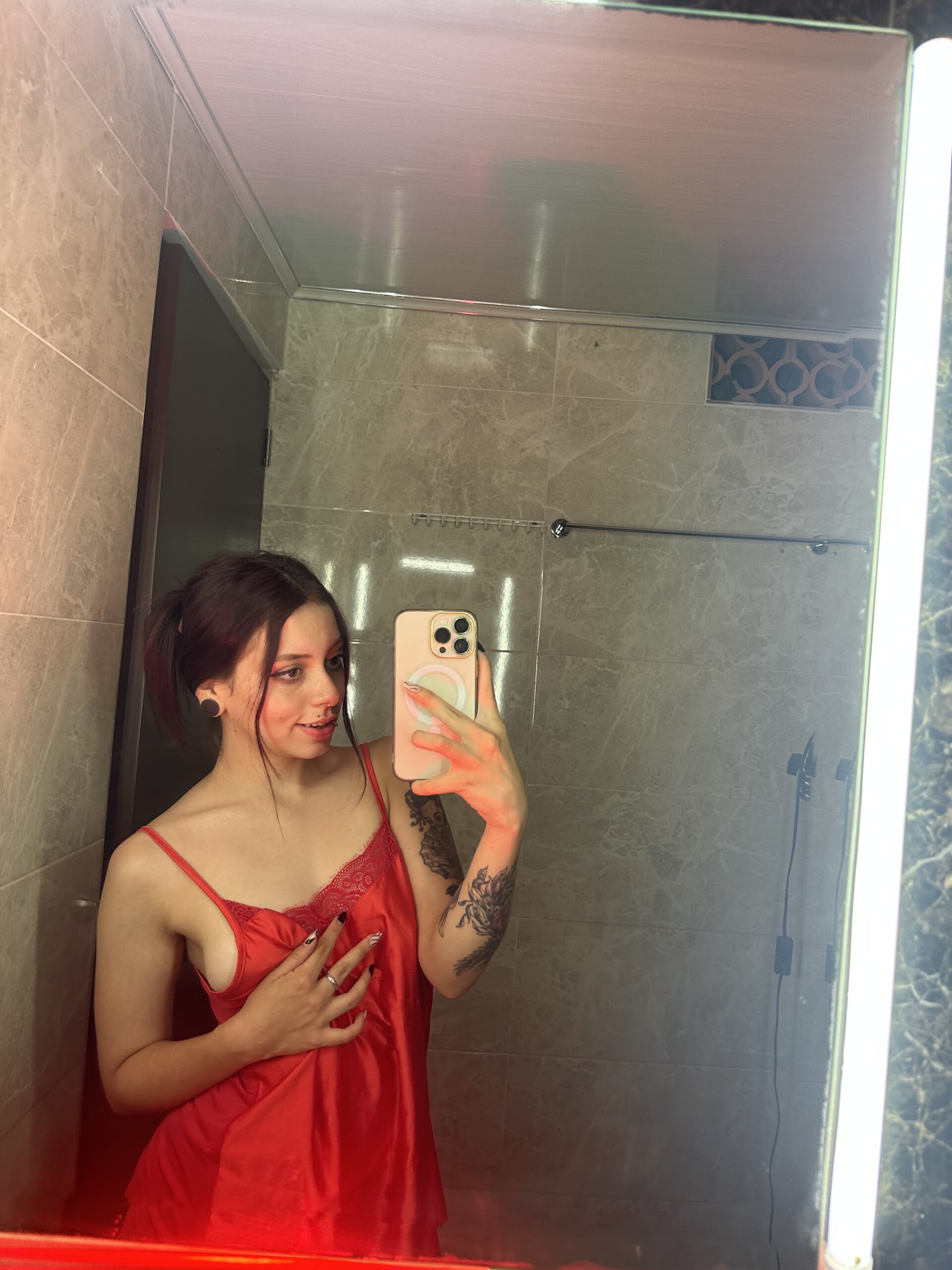 XXX Porn Photo of Nude moon_lilith 6