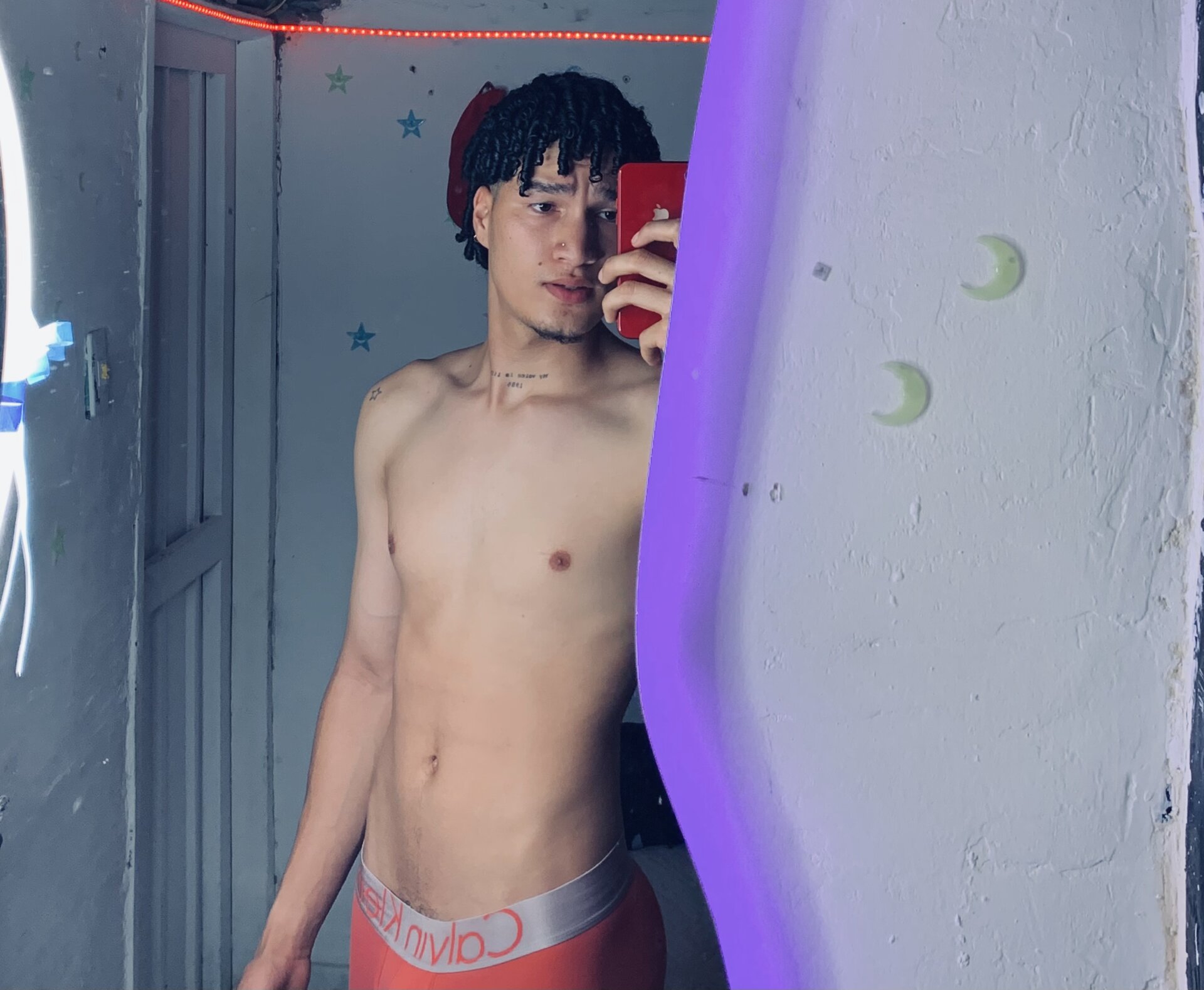 XXX Porn Photo of Nude tive_n 1