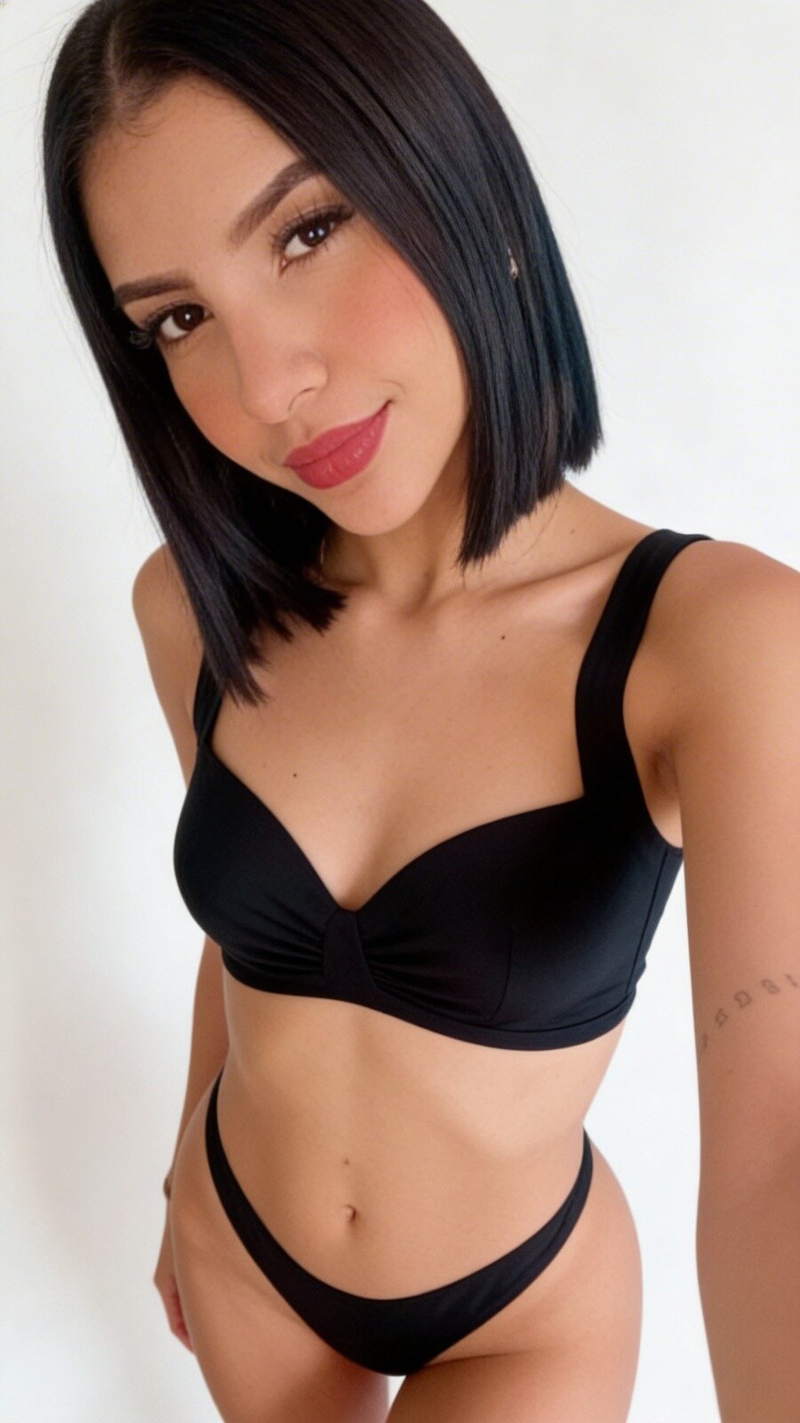 XXX Porn Photo of Nude AhomeClark 10