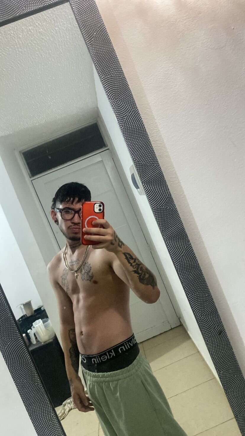 XXX Porn Photo of Nude Connor_Allister 4