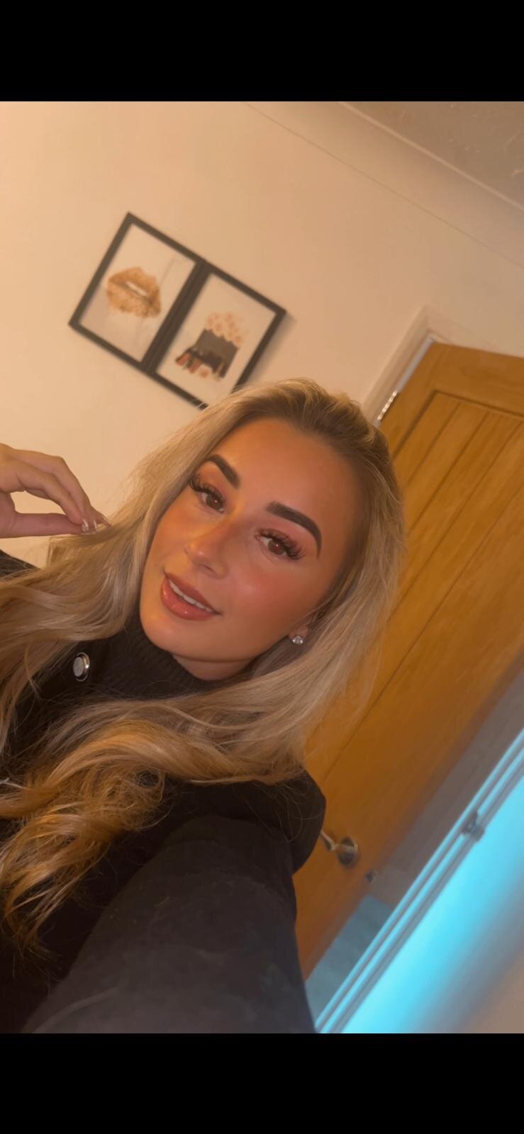 XXX Porn Photo of Nude SexyySiSi 6