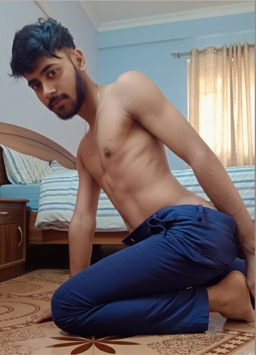 XXX Porn Photo of Nude Ilon_x 2