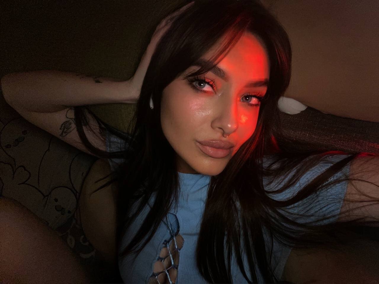 XXX Porn Photo of Nude Emily_Tylerr 2